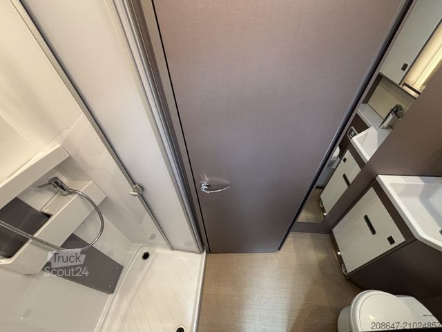 Camping-car semi-intégré BÜRSTNER Lyseo TD 644 G *Markise*Lithium*Solar*SAT/TV*