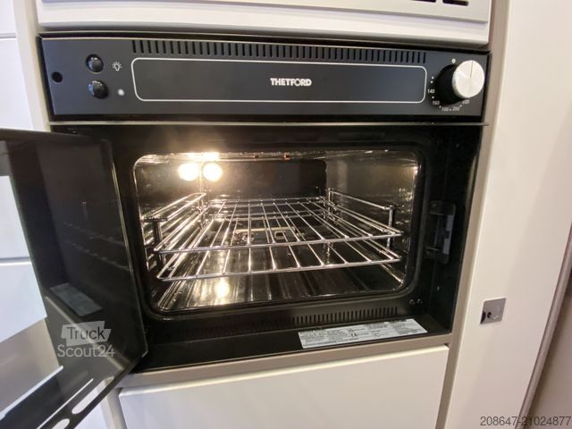 Camping-car BÜRSTNER Eliseo C 602 *Schlafdach*Backofen*Solar*AHK*NAVI