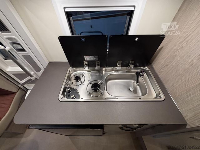 Camping-car semi-intégré BÜRSTNER Lineo T 620 G *Winterpaket*Solar*Navi/RFK*SAT*