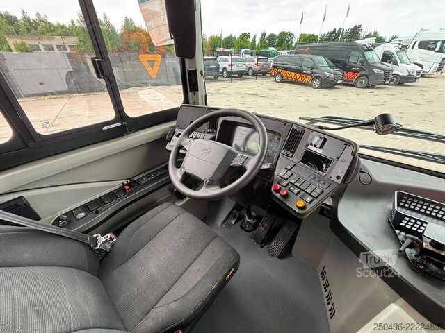 Pilsētas autobuss Volvo B5LHC 7900 4x2 33 SEATS / HYBRID / AC