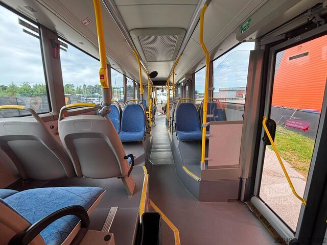 Градски автобус Volvo B5LHC 7900 4x2 33 SEATS / HYBRID / AC