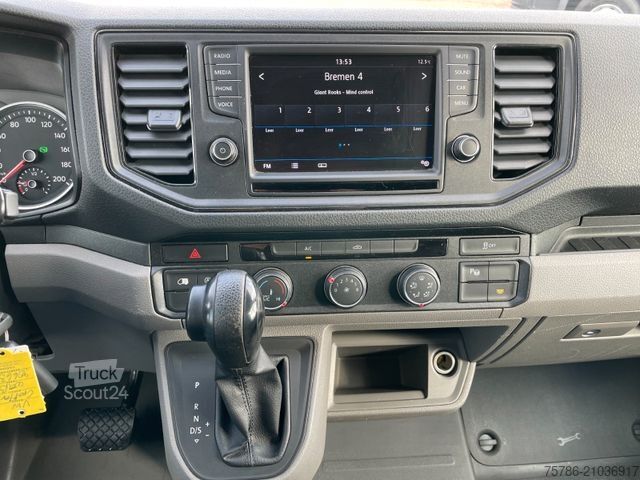 Panelinis furgonas VOLKSWAGEN Crafter KA L2H1/ Autom./ AC/ 2x Schiebetür/ AHK