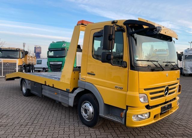 Kiepwagen bestelauto MERCEDES-BENZ Atego 818 L Techau/ Winde/ AC/ AHK/ NL 2.6t/ E5