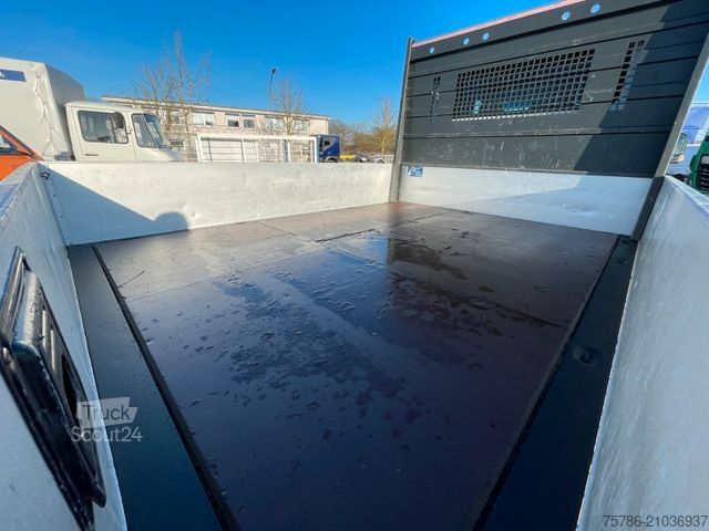 Pick-up van MERCEDES-BENZ Sprinter 316 CDI DoKa 2.7m Pritsche/ AC/ 7 Sitze