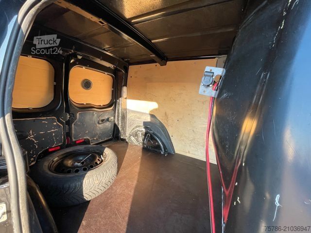 Bestelwagen MERCEDES-BENZ Citan 111 CDI KA lang/ AC/ Navi/ CargoPaket/ E6