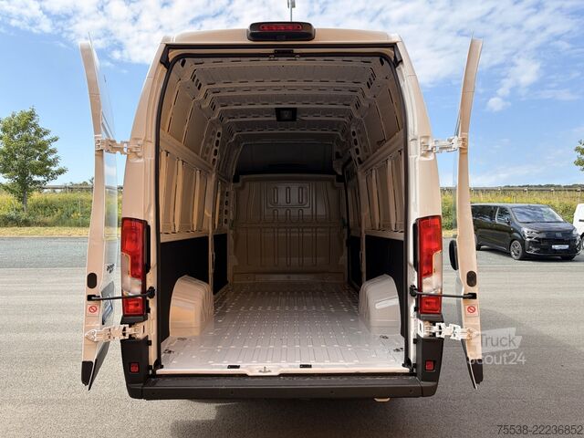 Ploščati dostavnik Fiat Ducato
