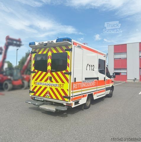 Fire truck MERCEDES-BENZ Sprinter Rettungswagen
