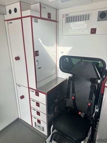 Fire truck MERCEDES-BENZ Sprinter Rettungswagen