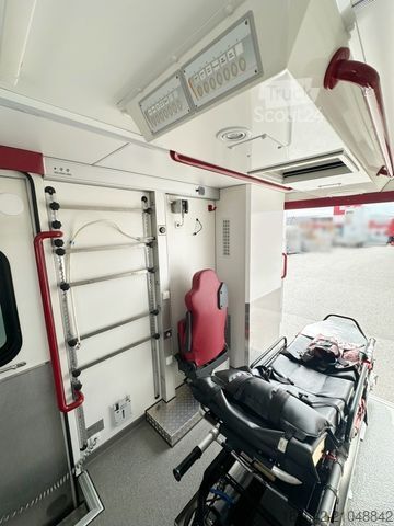 Fire truck MERCEDES-BENZ Sprinter Rettungswagen