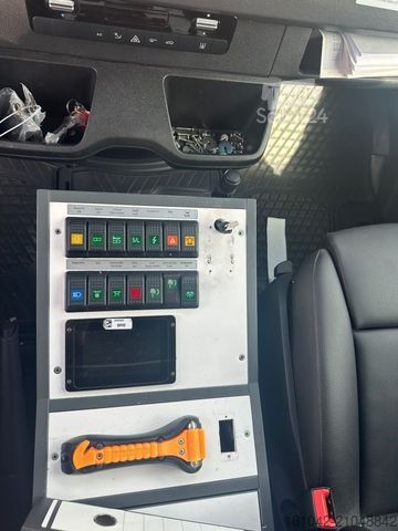 Fire truck MERCEDES-BENZ Sprinter Rettungswagen