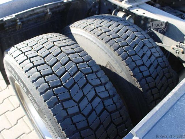 Tilavuusyksikköveturi MAN TGX 18.470, LOWDECK, SECONDARY AIR CONDITIONING