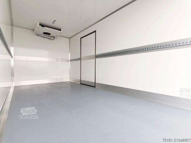 Fourgon isotherme frigorifique VOLKSWAGEN Crafter 2.0TDI/120KW TIEFKÜHLER/ 8 PAL/ GARANTIE