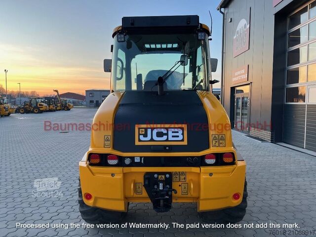 Chargeuse JCB TM220 40km/h