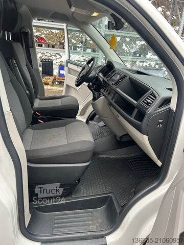 High-roof van Volkswagen T4 Caravelle