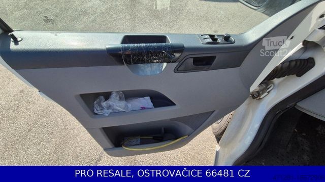 Autoutilitară frigorifică VOLKSWAGEN TRANSPORTER 2.5 TDi + NEU AGREGAT CARRIER XARIOS
