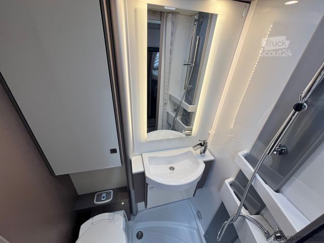 Polintegriran avtodom BÜRSTNER Lyseo TD 690 G Winter Paket / Safety Paket