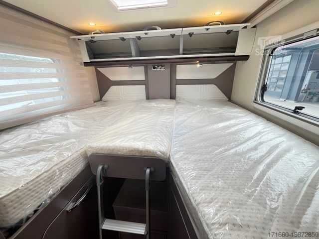 Polintegriran avtodom BÜRSTNER Lyseo TD 690 G Winter Paket / Safety Paket