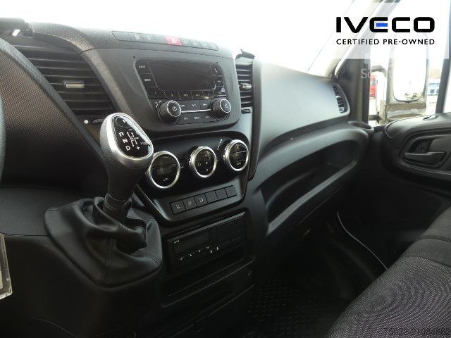 Transporter mit Koffer IVECO 70C18 Automatik / Koffer LBW