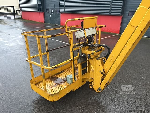 Teleskopauslegerlift Haulotte H23TPX (23m)