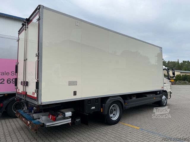 Kylbil MERCEDES-BENZ 1530 LL 7m Tiefkühler LBW Thermo King T1000R