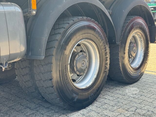 Camion basculante trilateral MERCEDES-BENZ 3343 Arocs 4 Allrad 6x6 MEILLER  Only 34.000 Km