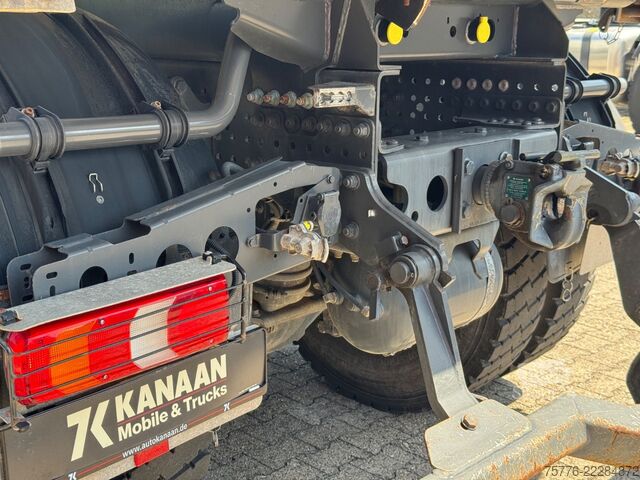 Camion basculante trilateral MERCEDES-BENZ 3343 Arocs 4 Allrad 6x6 MEILLER  Only 34.000 Km