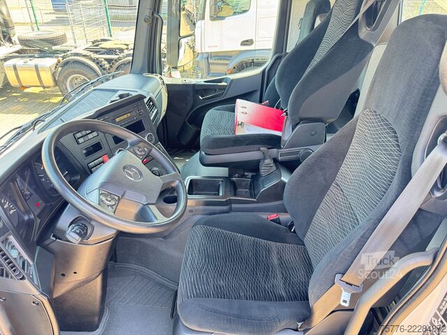 Camion basculante trilateral MERCEDES-BENZ 3343 Arocs 4 Allrad 6x6 MEILLER  Only 34.000 Km