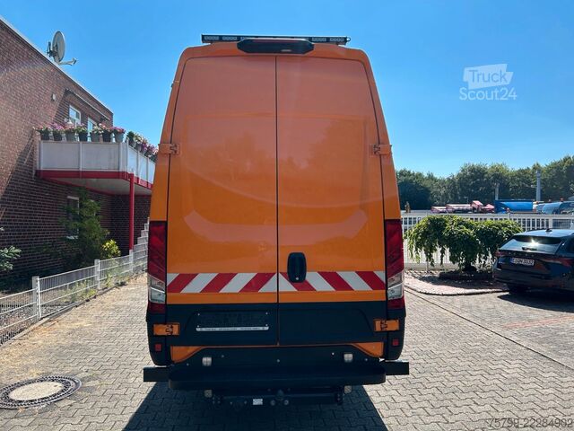 Fourgon surélevé IVECO DAILY 70-210 Hi-Matic Maxi Hoch und Lang 4x2