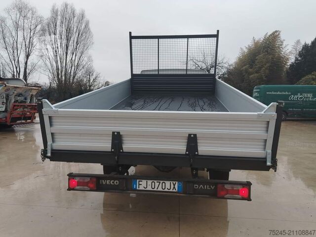 φορτηγό ανατρεπόμενο βαν Iveco 35S 13 2.3 MJT