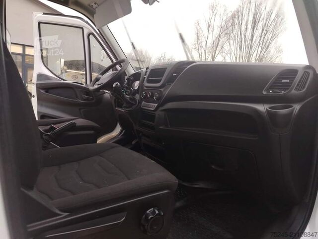 φορτηγό ανατρεπόμενο βαν Iveco 35S 13 2.3 MJT