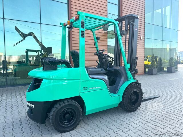 4-колесен мотокар Mitsubishi FD35NT /Diesel/Only 6012 hours/New Price
