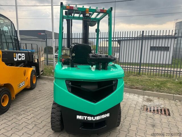 4-колесен мотокар Mitsubishi FD35NT /Diesel/Only 6012 hours/New Price