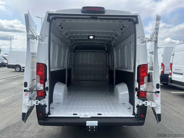 Umpikorja-auto Fiat Ducato