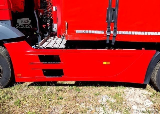 Véhicule tracteur volume MERCEDES-BENZ Actros 1843 LS NR 4x2