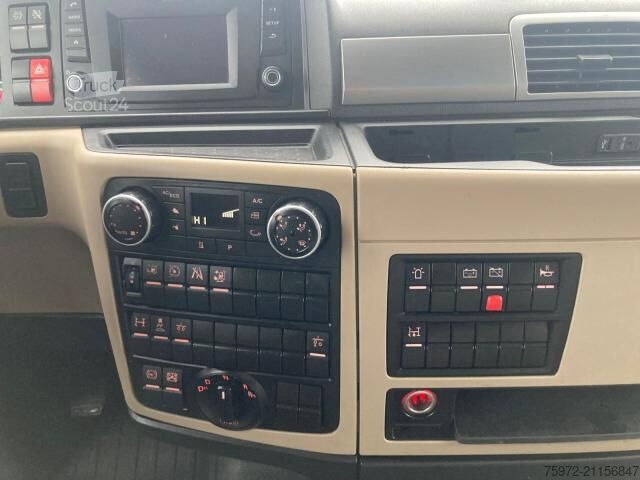 Autocarro per materiali pericolosi MAN TGX 18.500 ADR