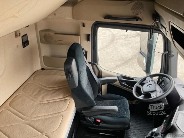 Standaard trekker Actros 1845 LS