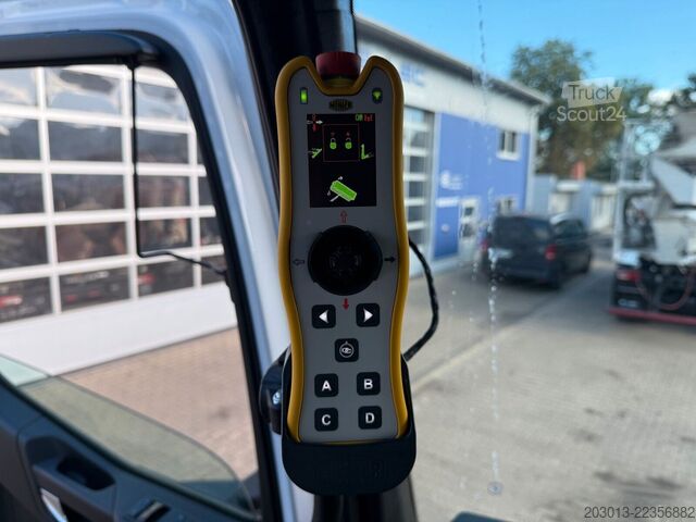 Kroklastbil MERCEDES-BENZ Actros 2745 6x2 Abrollkipper Meiller RS2170