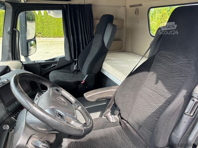 Kroklastbil MERCEDES-BENZ Actros 2745 6x2 Abrollkipper Meiller RS2170