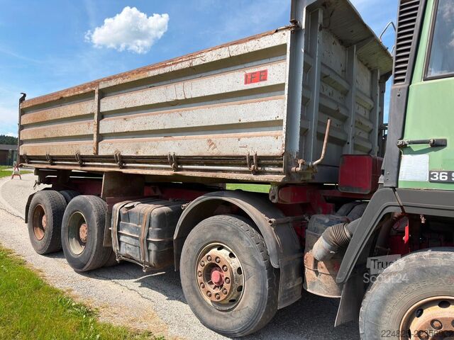 شاحنة قلابة ثلاثية الجوانب STEYR 36S42/K25/8X4 DREISEITENKIPPER BLATT BLATT