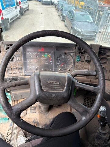 شاحنة قلّابة بذراع تحميل متحرك SCANIA P124  6x2 ABROLLKIPPER*1999*EURO2*
