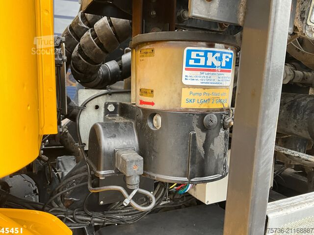 Sistema de brazo de gancho Scania P 410 8x4 Euro 6 Palfinger 14 Tonmeter Z-kraan