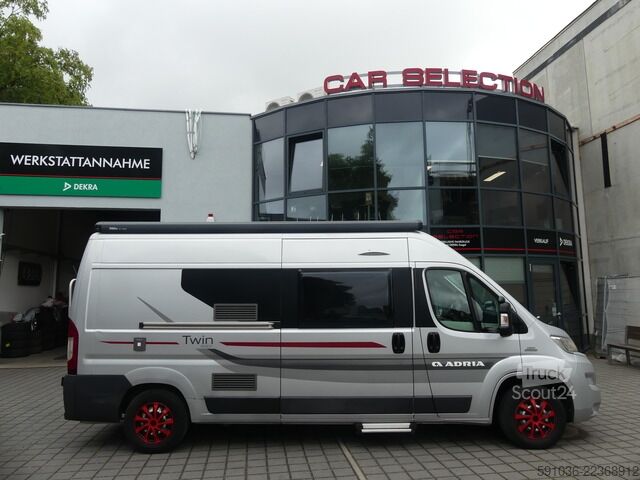Autocaravana adria Twin 600 SP Twin Sport Fiat Ducato MARKISE/FAHRRADTRÄ/AHK