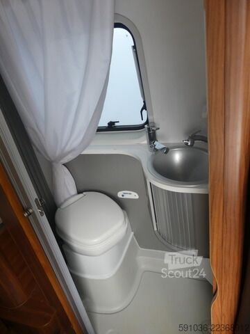 Autocaravana adria Twin 600 SP Twin Sport Fiat Ducato MARKISE/FAHRRADTRÄ/AHK