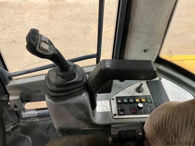 Nakladalnik Terex TL 80