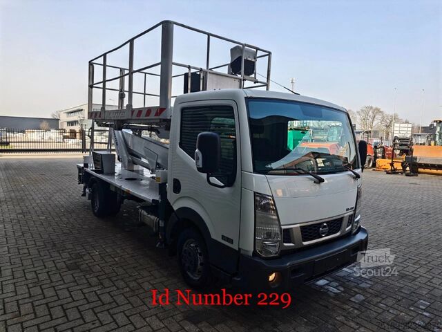  Nissan Cabstar 35.13 NT400 Multitel MS100