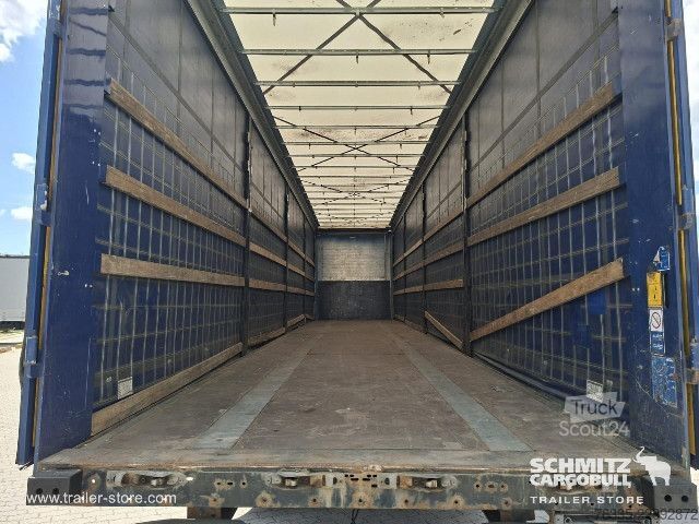Semiremorcă deschisă cu prelată Kögel Curtainsider Mega