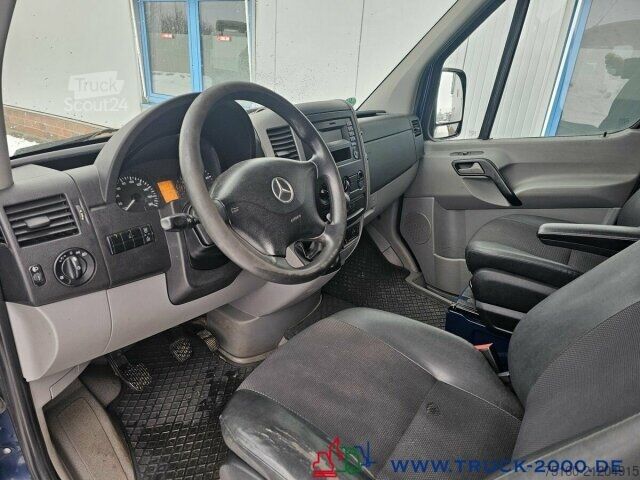 Furgon blaszak Mercedes-Benz 316 CDI Mixto 5 Sitze Würth Regale AHK 2.8t.