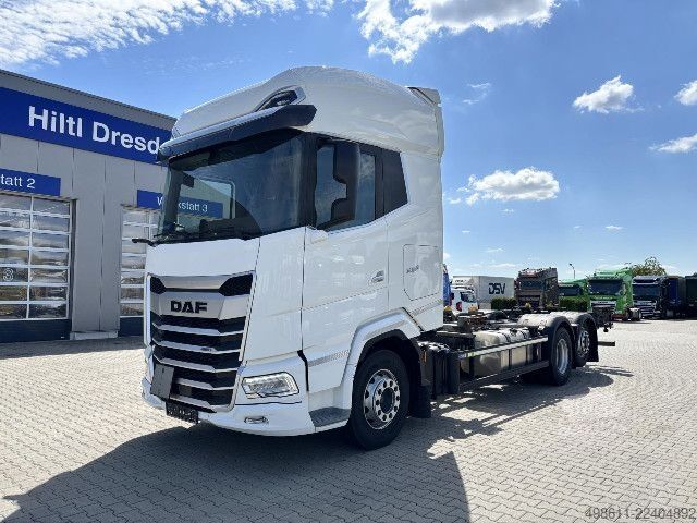 Nákladné vozidlo s výmennou nadstavbou DAF XG+ 480 FAR + SDG Multiwechsler + 2x AHK +INTARDER