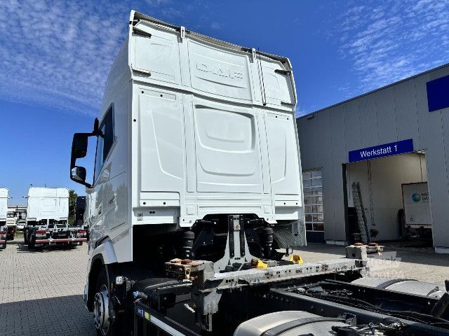 Nákladné vozidlo s výmennou nadstavbou DAF XG+ 480 FAR + SDG Multiwechsler + 2x AHK +INTARDER