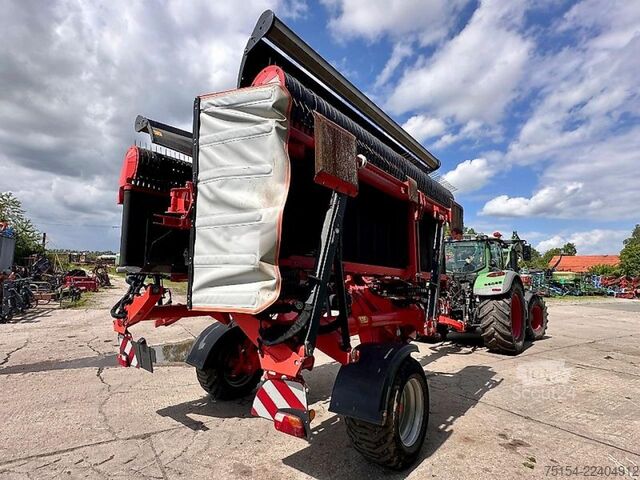 Technologia siana Kuhn Merge Maxx 950 - Bandschwader